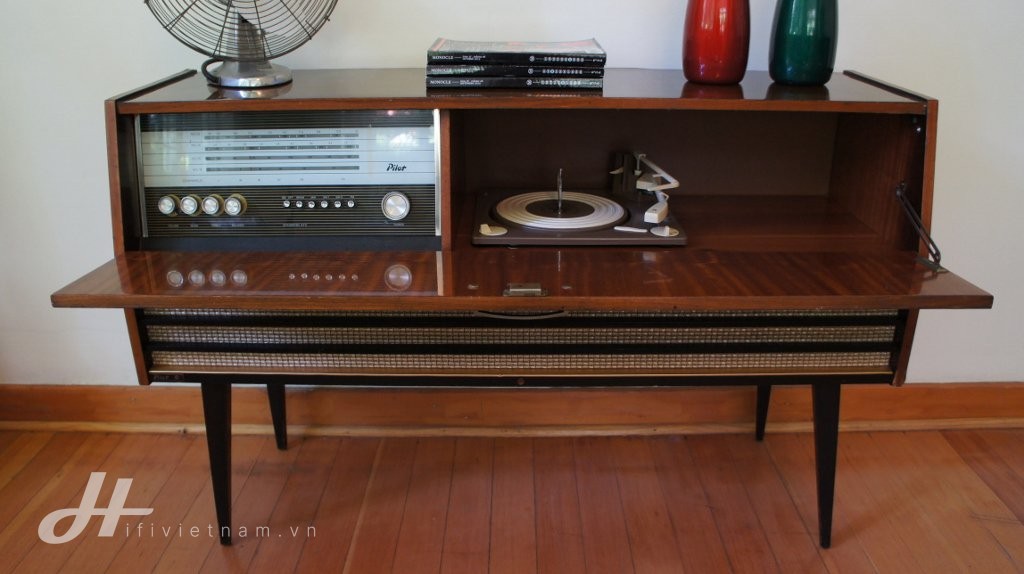 Đang tải tinhte_radiogram.jpg…