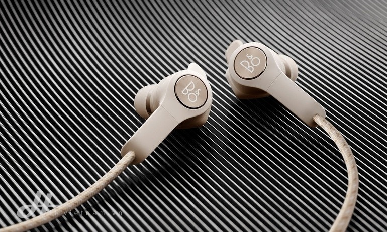 Bang & Olufsen giới thiệu tai nghe không dây Beoplay E6