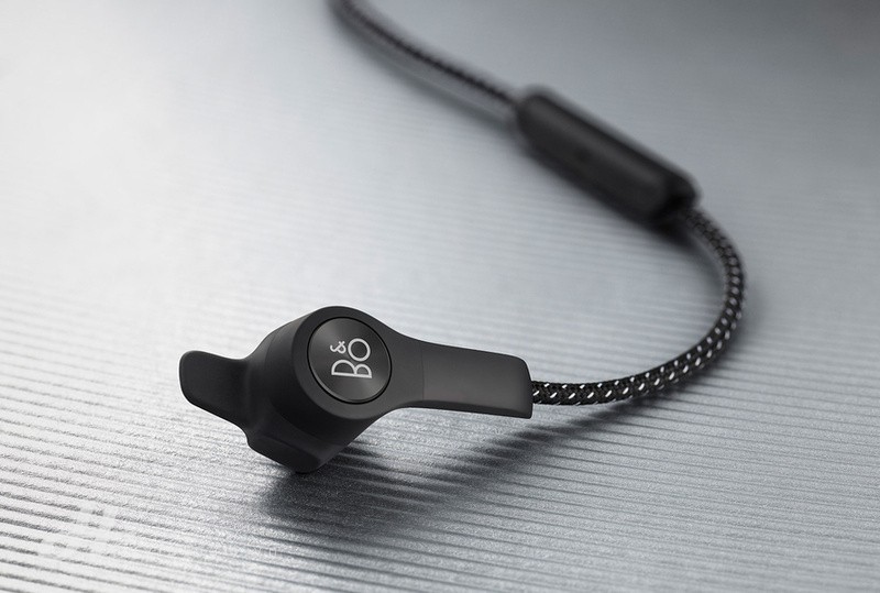 Bang & Olufsen giới thiệu tai nghe không dây Beoplay E6