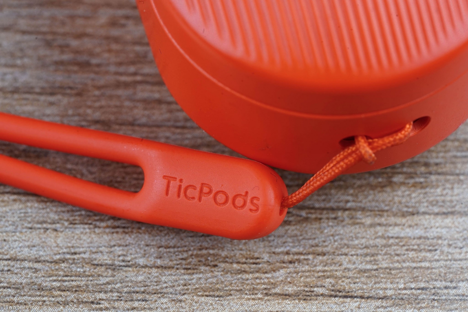 Đánh giá Ticpods Free: thiết kế khá giống AirPods, nhiều tính năng, rất đáng giá