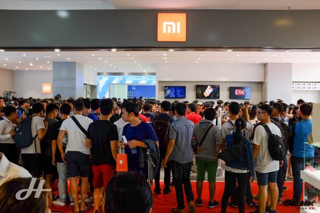 Xiaomi chính thức khai trương thêm cửa hàng Mi Store thứ hai tại TP.HCM: diện tích hơn 300 m2, bày bán hơn 180 mặt hàng thuộc hệ sinh thái Mi - Ảnh 4.