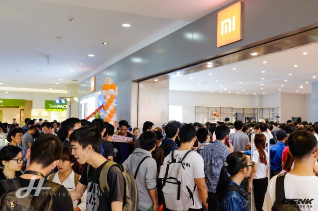 Xiaomi chính thức khai trương thêm cửa hàng Mi Store thứ hai tại TP.HCM: diện tích hơn 300 m2, bày bán hơn 180 mặt hàng thuộc hệ sinh thái Mi - Ảnh 5.