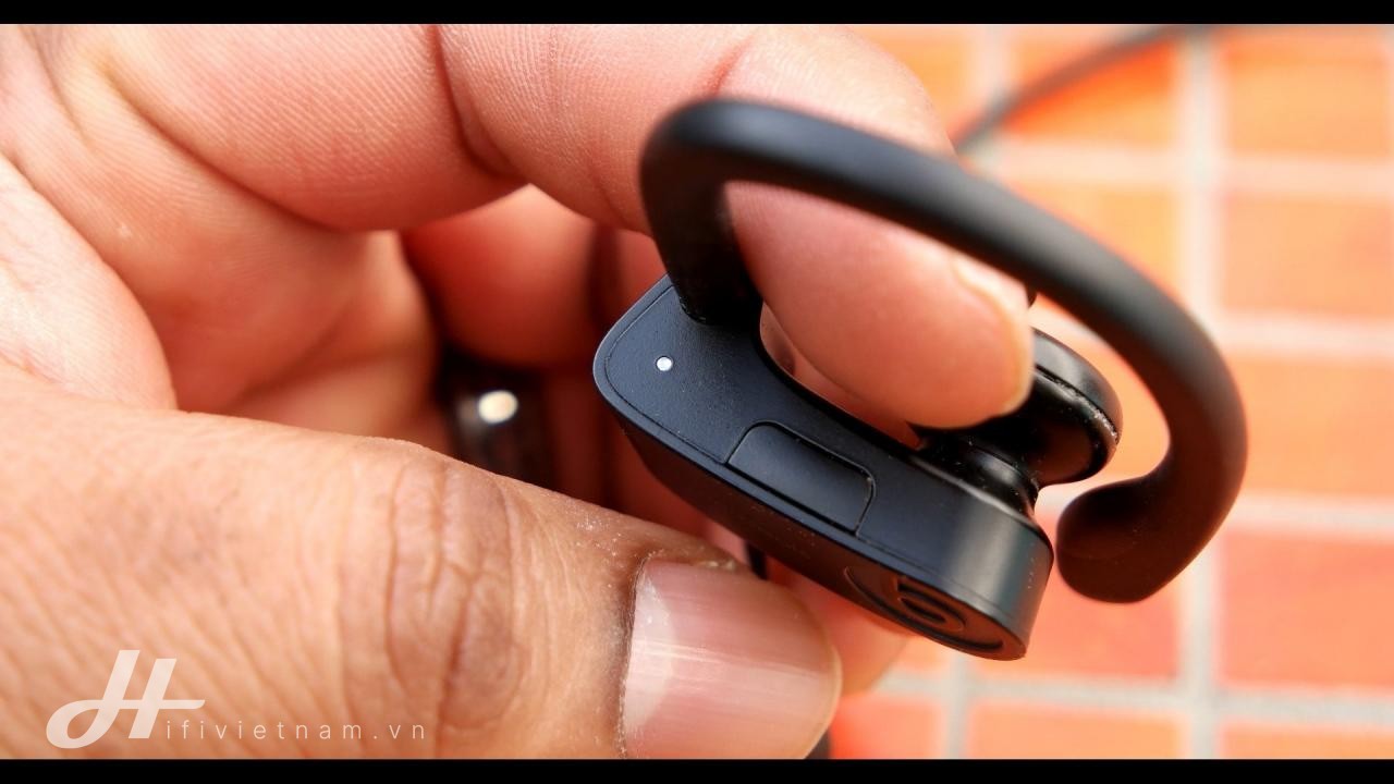 So sánh Powerbeats Pro và Powerbeats3