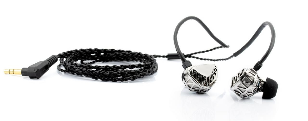 Unique Melody trình làng 2 in-ear MAVEN và MIRAGE, vỏ bằng titanium